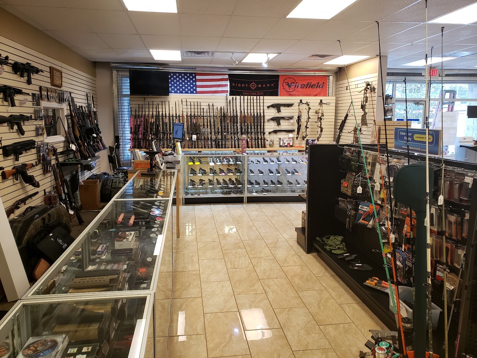 Inside Springs Jewelry & Pawn